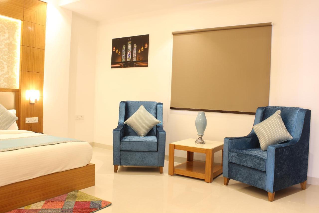 Hotel Transit International- Aerocity Delhi Airport Neu-Delhi Exterior foto