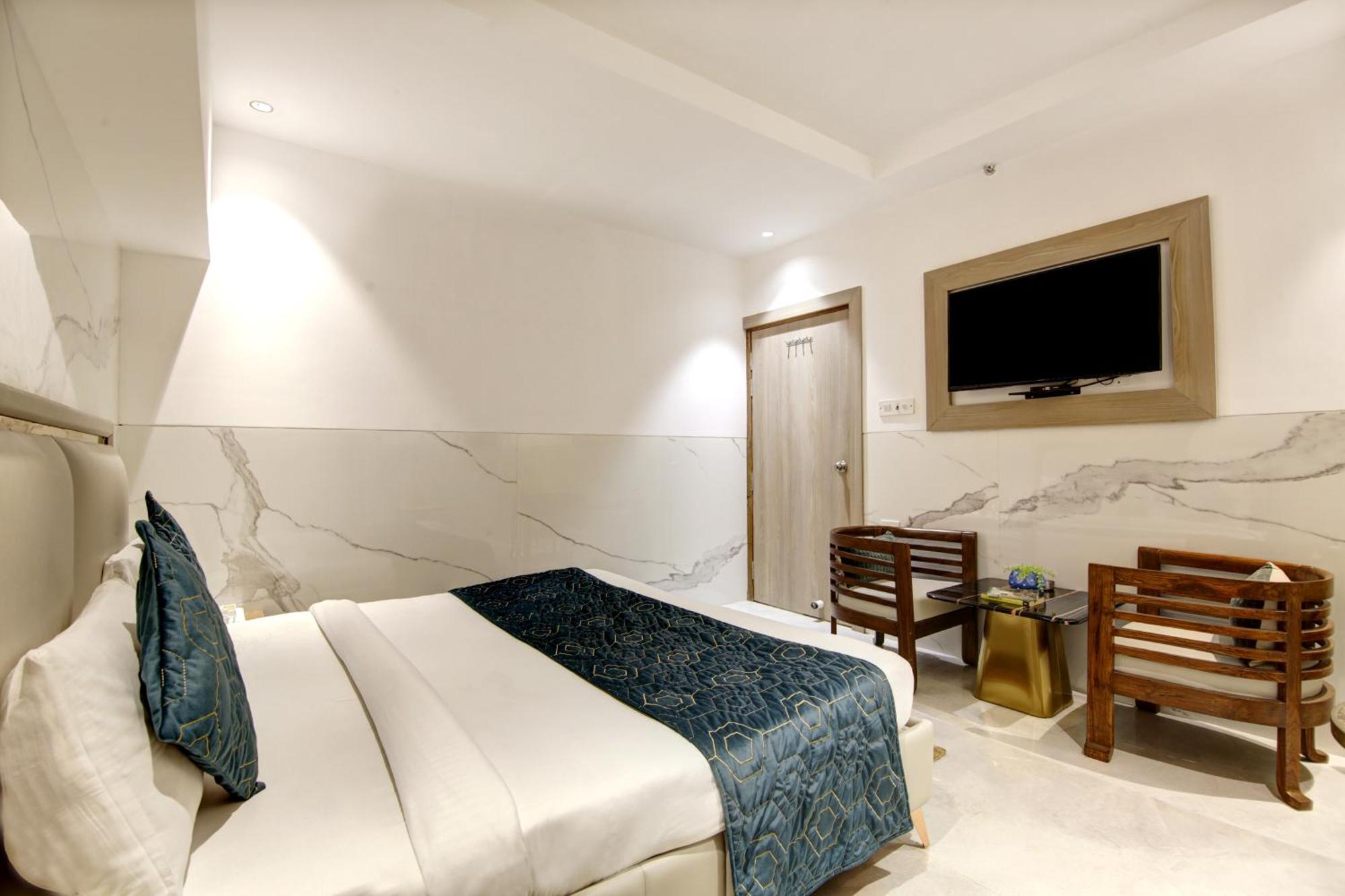 Hotel Transit International- Aerocity Delhi Airport Neu-Delhi Exterior foto