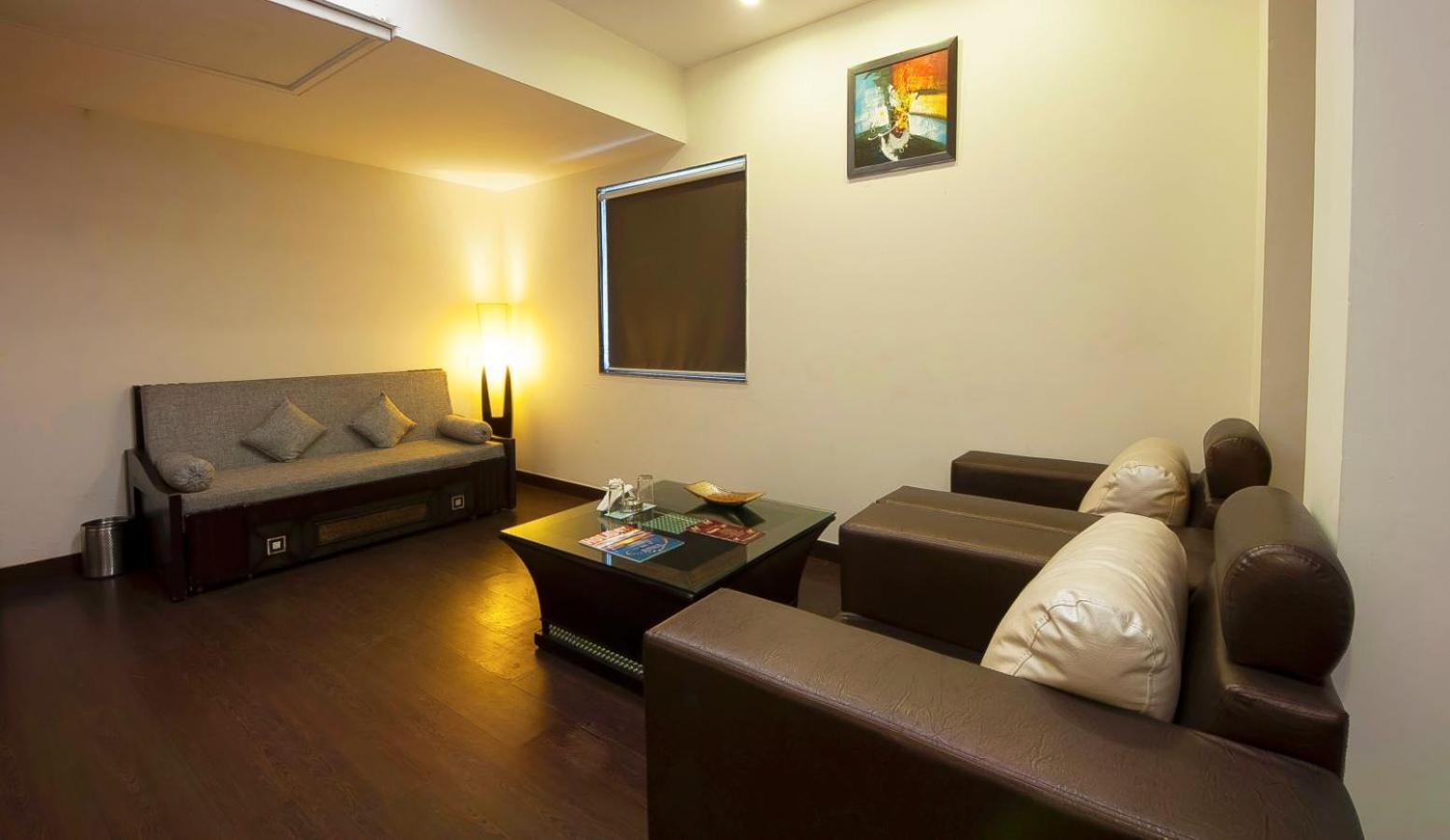 Hotel Transit International- Aerocity Delhi Airport Neu-Delhi Exterior foto