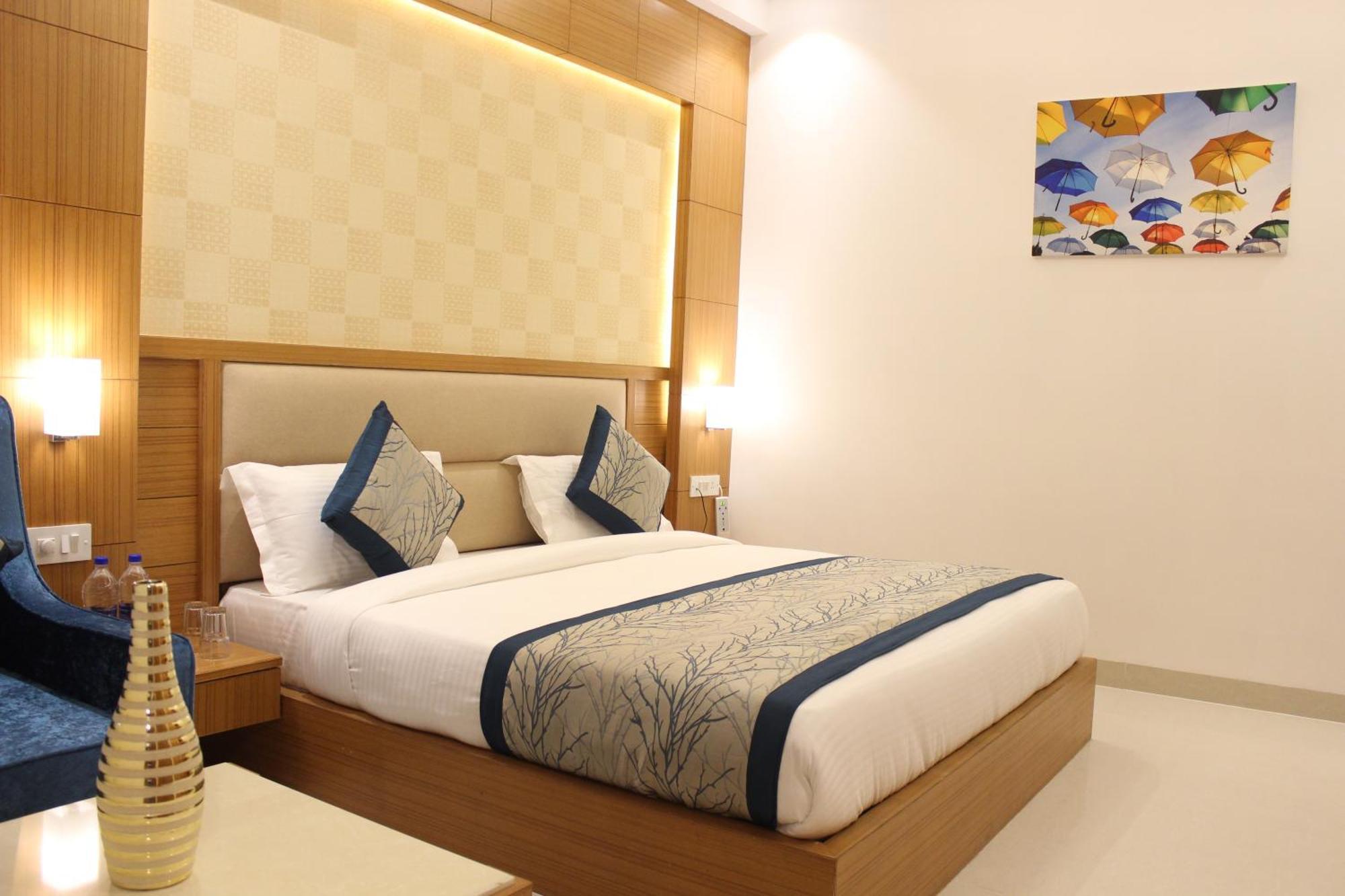 Hotel Transit International- Aerocity Delhi Airport Neu-Delhi Exterior foto