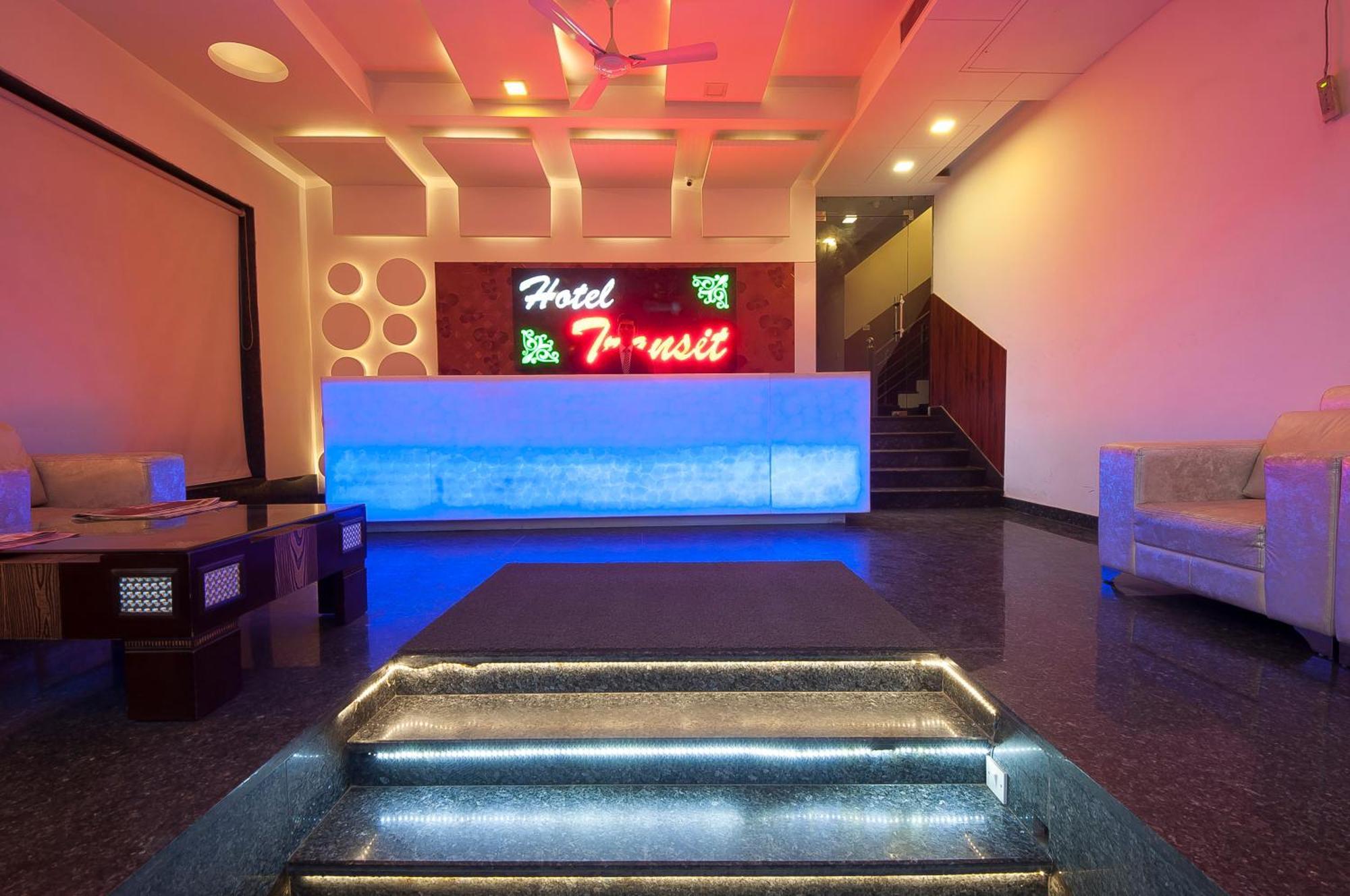 Hotel Transit International- Aerocity Delhi Airport Neu-Delhi Exterior foto