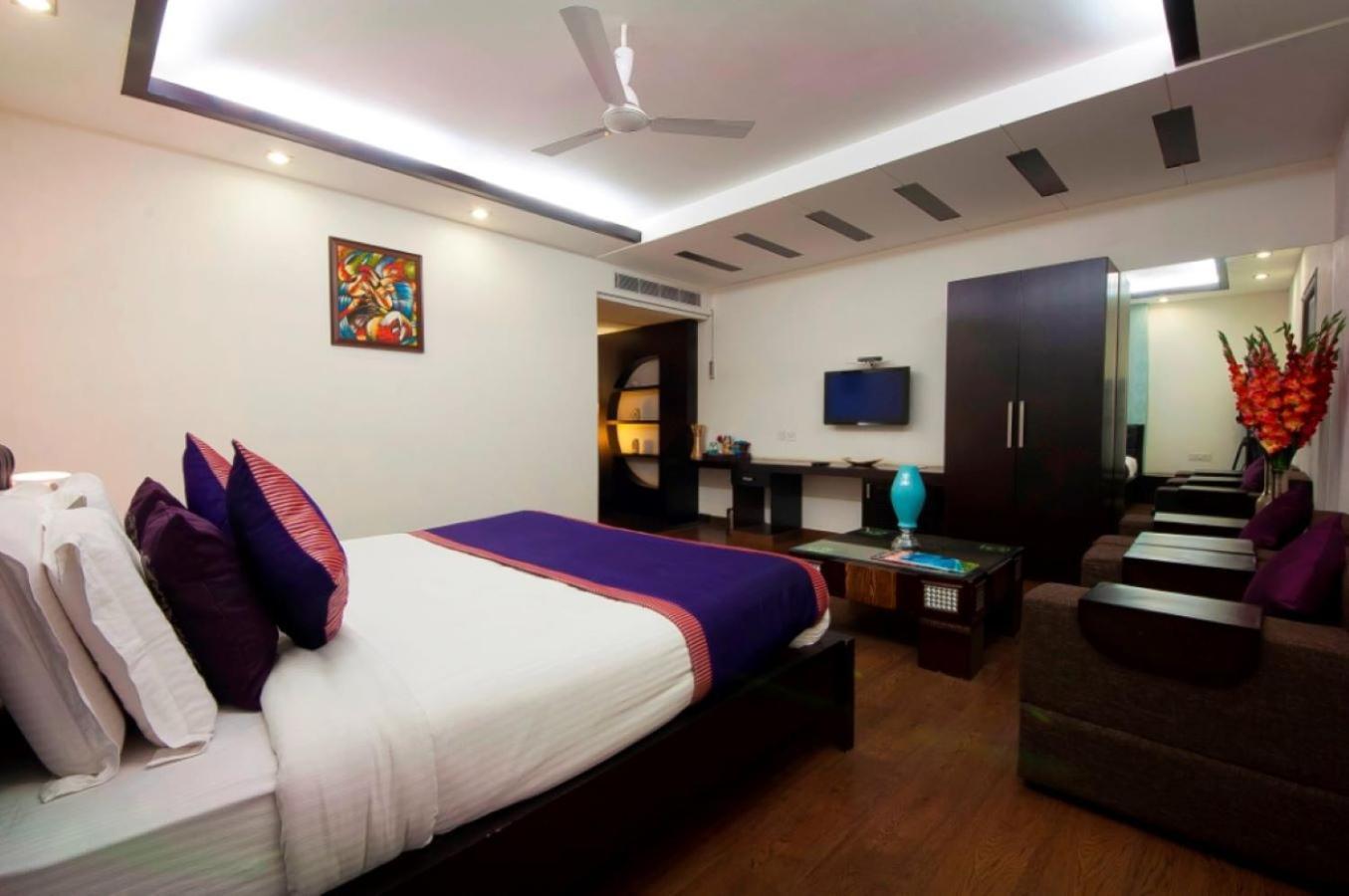 Hotel Transit International- Aerocity Delhi Airport Neu-Delhi Exterior foto